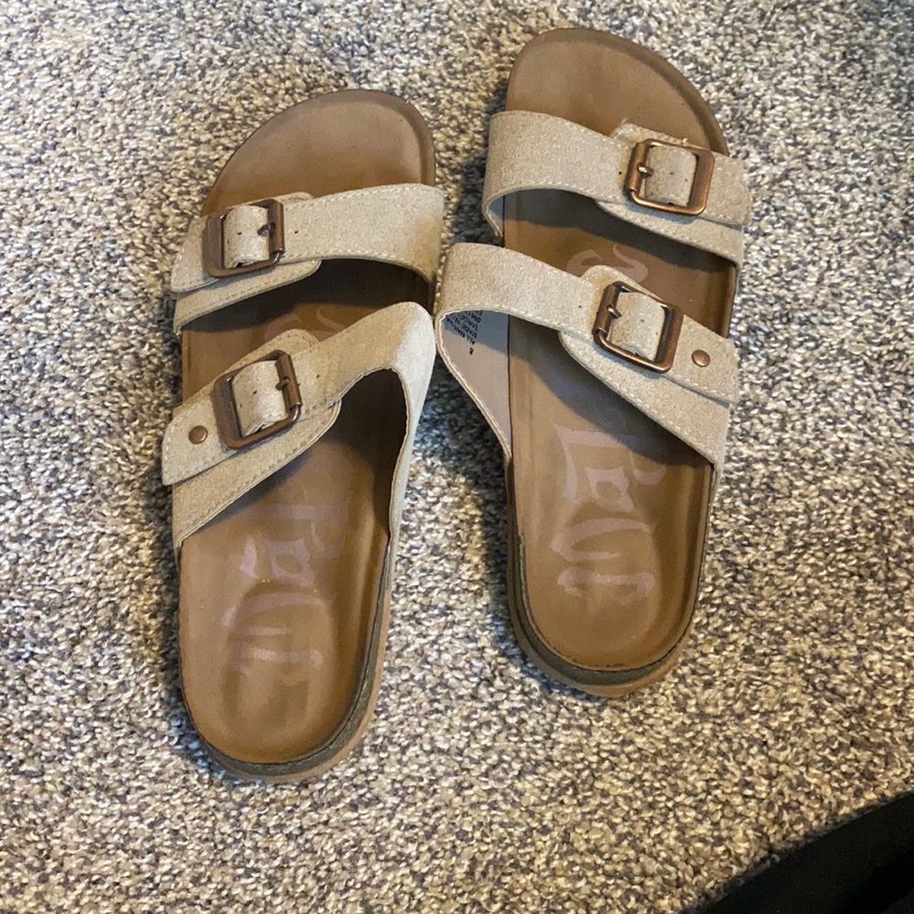 Summer sandals
